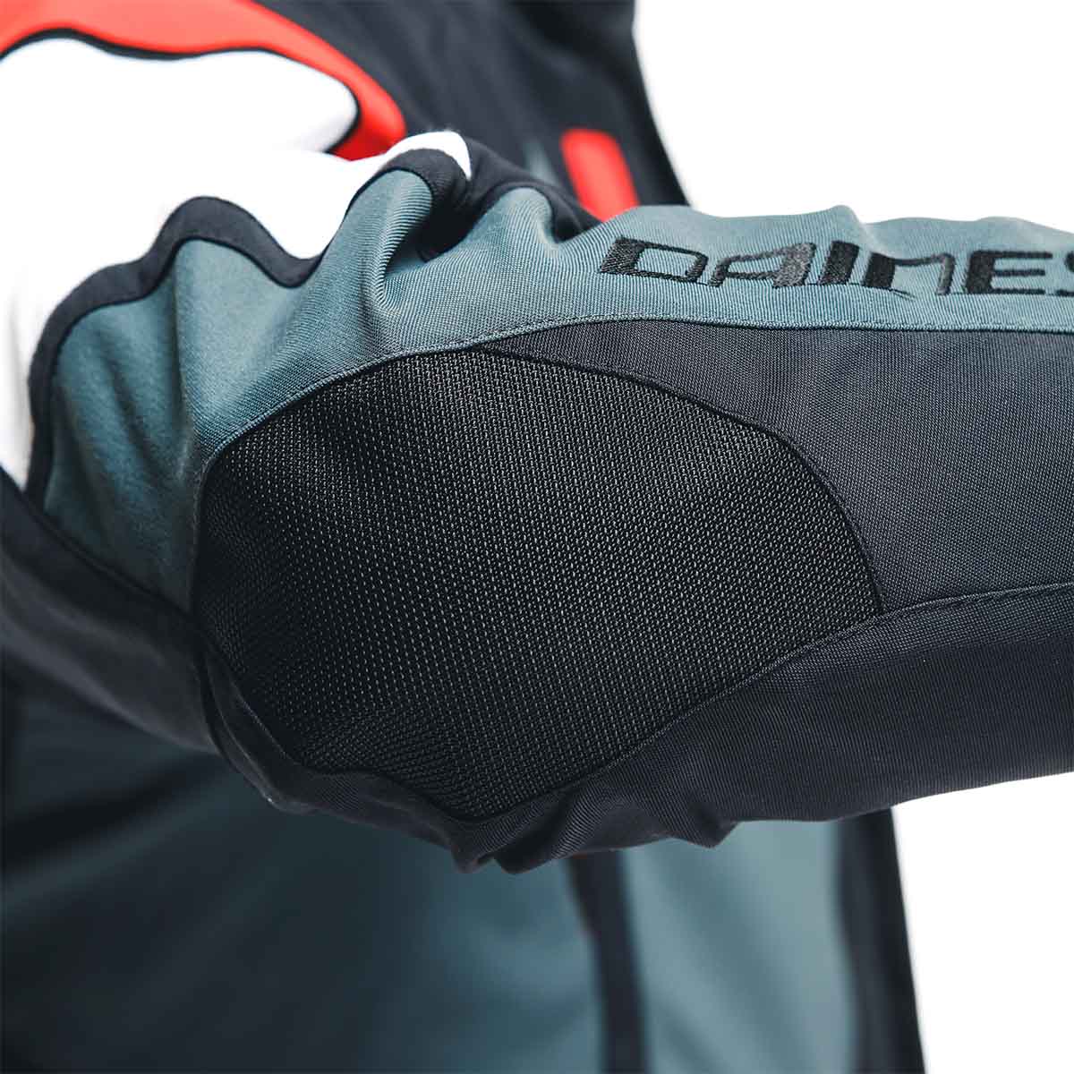 CARVE MASTER 3 GORE-TEX JACKET
