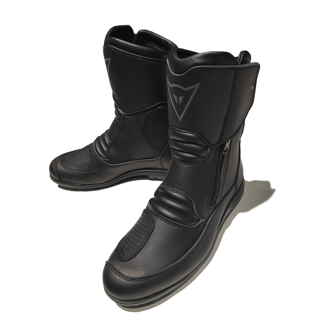 NIGHTHAWK D1 GORE-TEX LOW BOOTS – Ridelah - Main Image