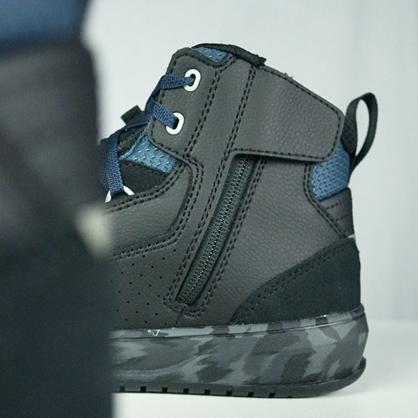SUBURB ZIP UP D-WP SHOES #